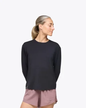 Essential LS Tee-black